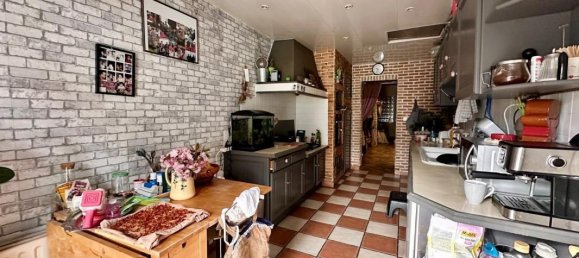 4 bedrooms House in Ronchin, France No. 282575 6