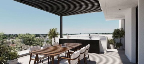 3 bedrooms Apartment in Larnaca, Cyprus No. 11563 2