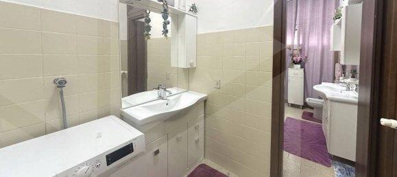 3-salle Appartement à San Donato Milanese, Italy No. 27153 19