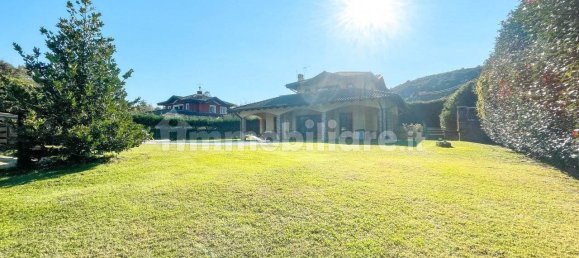 4 غرف نوم فيلا في Brovello-Carpugnino, Italy رقم 292103 6