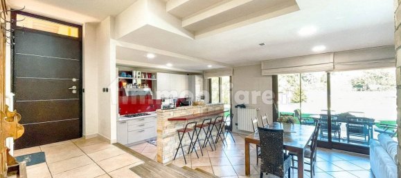 4 غرف نوم فيلا في Brovello-Carpugnino, Italy رقم 292103 31