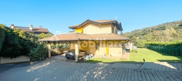 4 غرف نوم فيلا في Brovello-Carpugnino, Italy رقم 292103 87