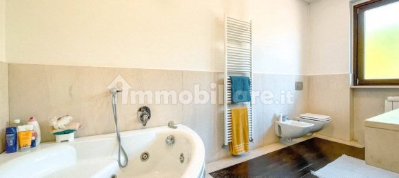 4 غرف نوم فيلا في Brovello-Carpugnino, Italy رقم 292103 48