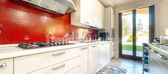 4 غرف نوم فيلا في Brovello-Carpugnino, Italy رقم 292103 23