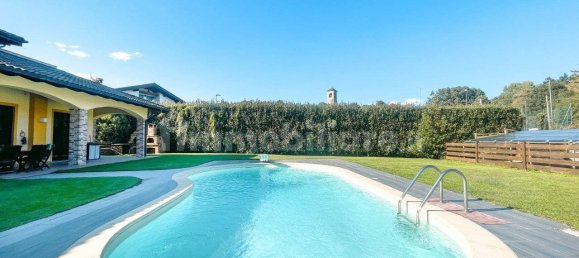 4 غرف نوم فيلا في Brovello-Carpugnino, Italy رقم 292103 65