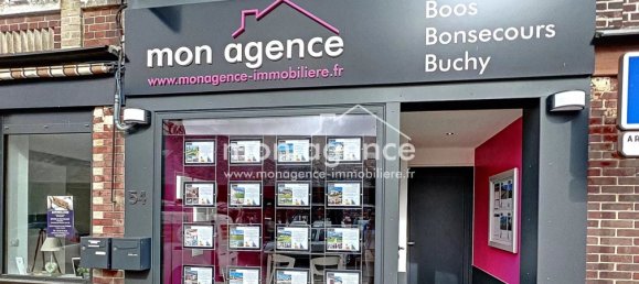  Land in Buchy, France No. 117445 2