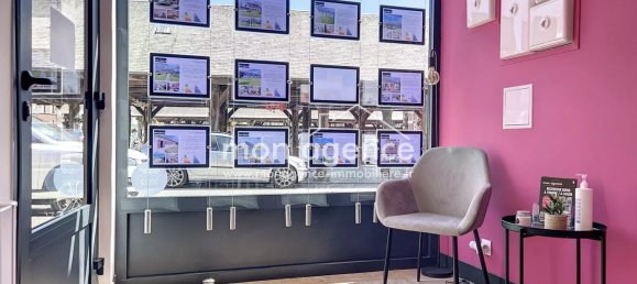  Land in Buchy, France No. 117445 3