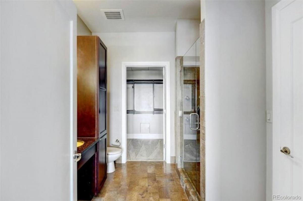 Studio in Greenwood Village, USA No. 377949