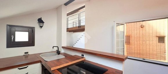 4 bedrooms Apartment in Savona, Italy No. 378388 9