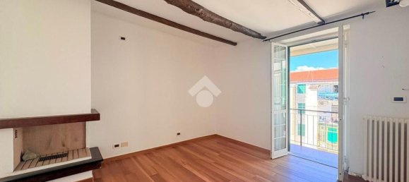 4 bedrooms Apartment in Savona, Italy No. 378388 17