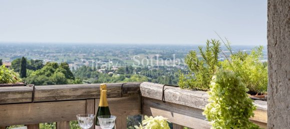 3 Schlafzimmer Penthouse in Asolo, Italy, Nr. 323261 6