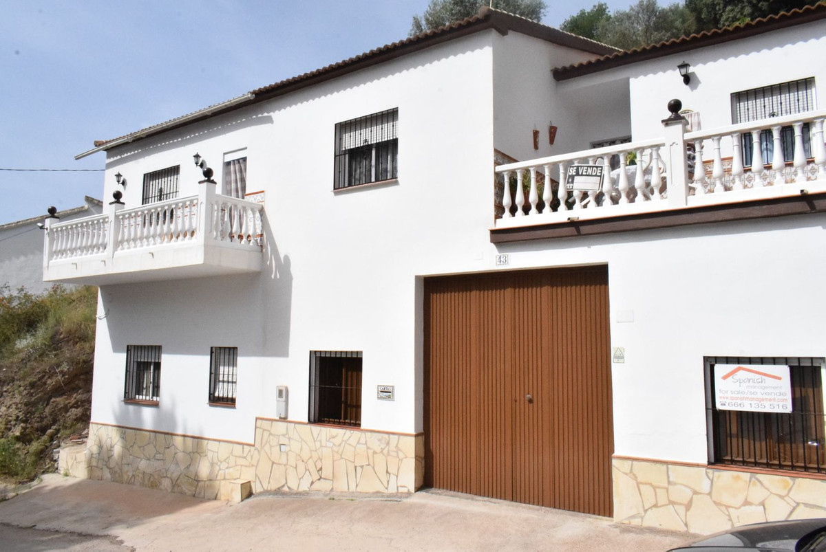 5 Schlafzimmer Haus in Canillas de Aceituno, Spain, Nr. 45170