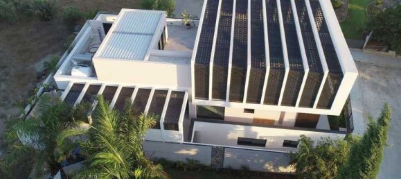 7 bedrooms Villa in Latsia, Cyprus No. 15377 13