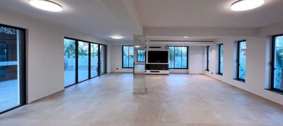 7 bedrooms Villa in Latsia, Cyprus No. 15377 14