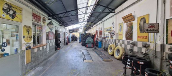 530m² Warehouse in Modena, Italy No. 67322 4