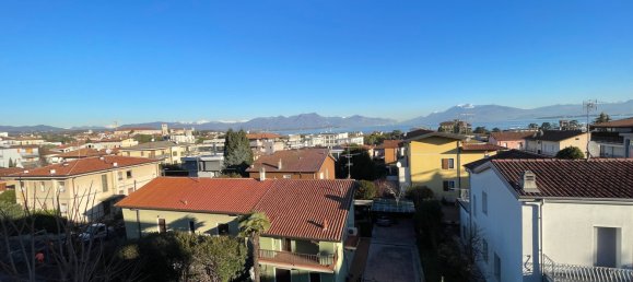2 bedrooms Penthouse in Desenzano del Garda, Italy No. 121137 45