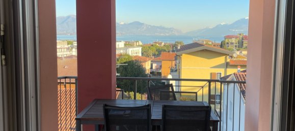 2 bedrooms Penthouse in Desenzano del Garda, Italy No. 121137 13