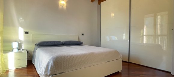 2 bedrooms Penthouse in Desenzano del Garda, Italy No. 121137 19