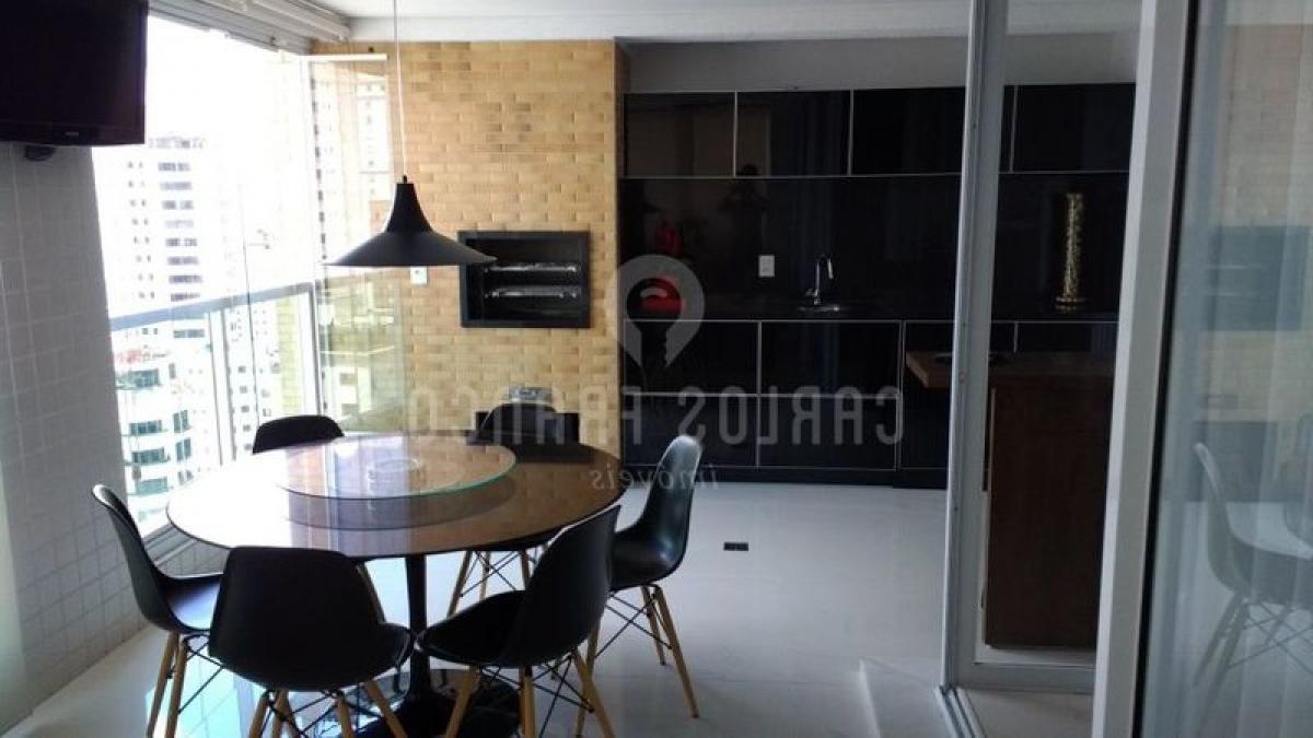 Apartamento de 3 dormitorios en Sao Paulo, Brazil No. 593986