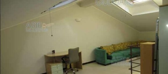 2-salle Appartement à Acireale, Italy No. 204911 12