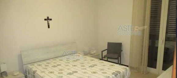 2-salle Appartement à Acireale, Italy No. 204911 2