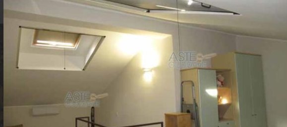 2-salle Appartement à Acireale, Italy No. 204911 4