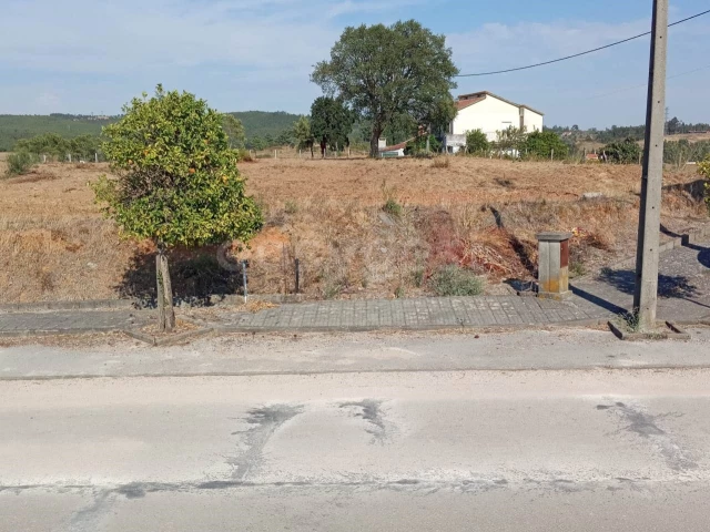  قطعة أرض في Tomar, Portugal 7050متر مربع رقم 79627