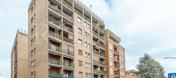 2 rooms Apartment in Monza, Italy No. 38301 8