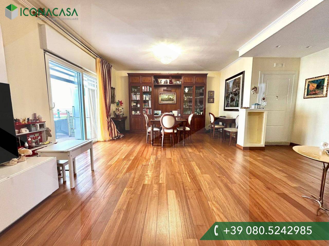 4-salle Appartement à Bitritto, Italy No. 17130