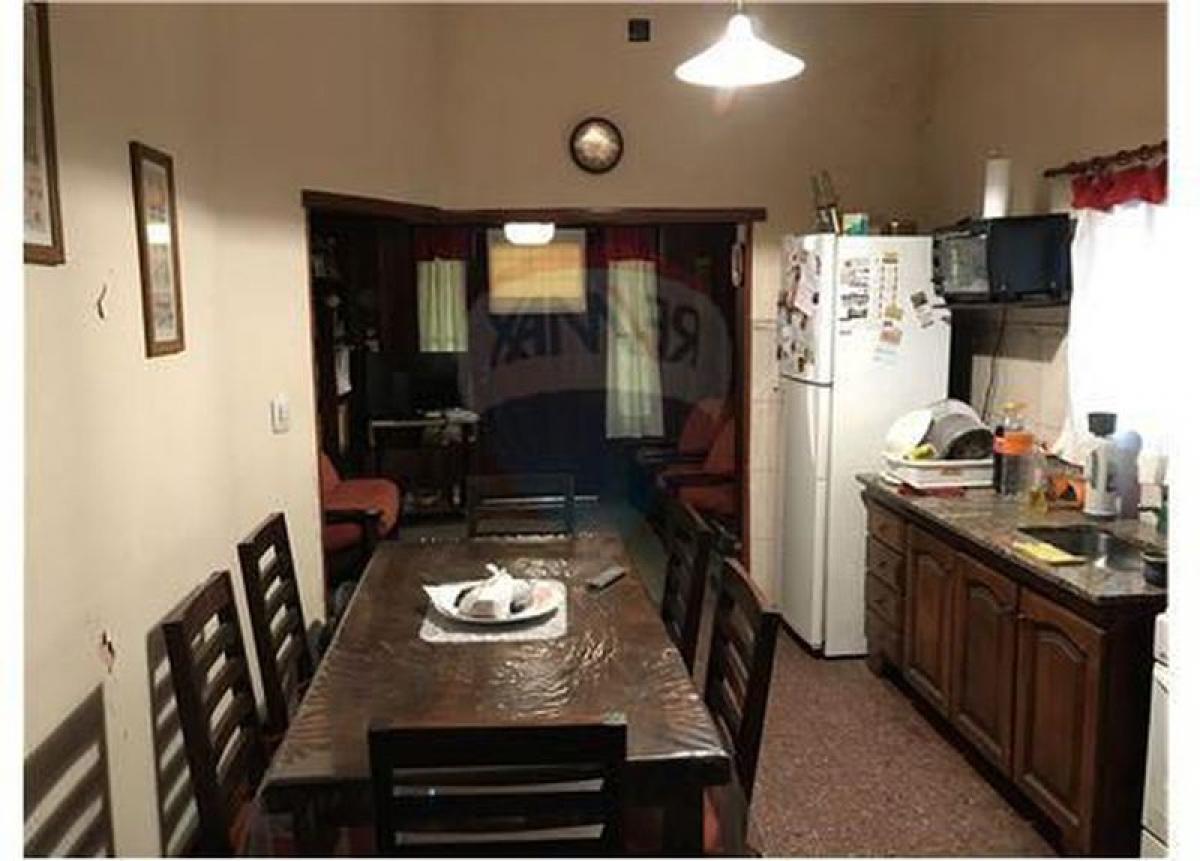 2 Schlafzimmer Haus in Moreno, Argentina, Nr. 6619