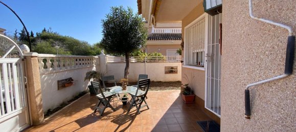 3 Schlafzimmer Haus in Alicante, Spanien, Nr. 365822 3