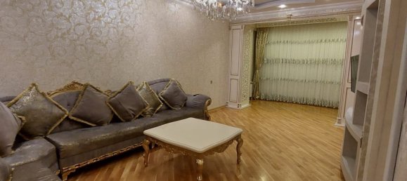 3 bedrooms Apartment in Khatay, Azerbaijan No. 1868 5
