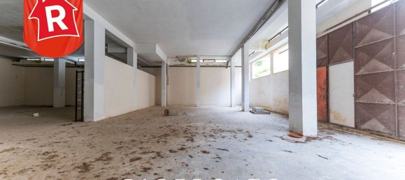 Коммерческая недвижимость 440м² в Лечче, Италия № 61945 3