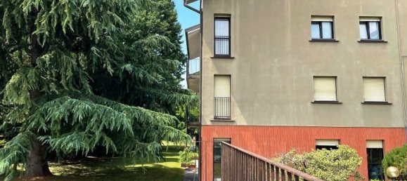 Garage à Giussano, Italy 15m² No. 111907 2