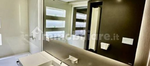 Пентхаус с 2 спальнями в Рим, Италия № 296473 14