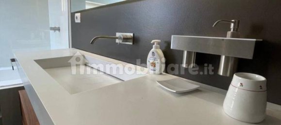 Пентхаус с 2 спальнями в Рим, Италия № 296473 11