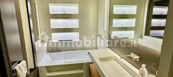 Пентхаус с 2 спальнями в Рим, Италия № 296473 10