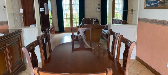 5 bedrooms House in Millancay, France No. 260884 18