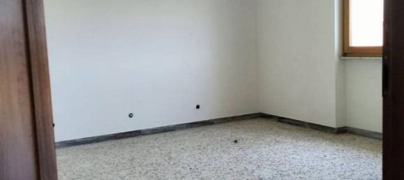 Apartamento de 3 habitaciónes en Monterotondo, Italy No. 22012 39