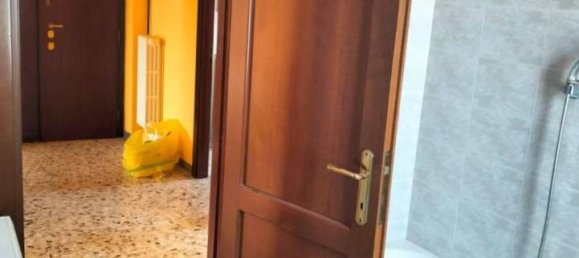 Apartamento de 3 habitaciónes en Monterotondo, Italy No. 22012 42