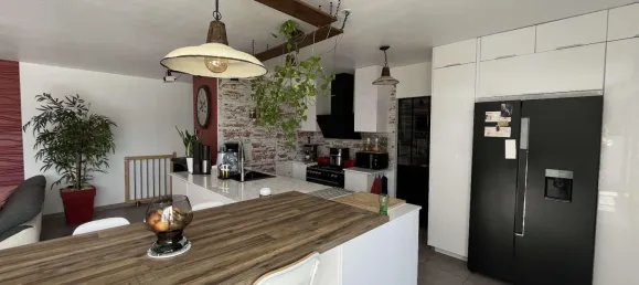 5 bedrooms Villa in Occitanie, France No. 323844 2