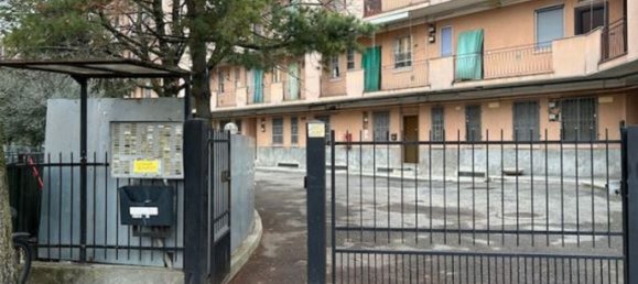 Квартира с 3 комнатами в Локате ди Триульци, Италия № 7268 2