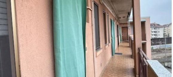 Квартира с 3 комнатами в Локате ди Триульци, Италия № 7268 3