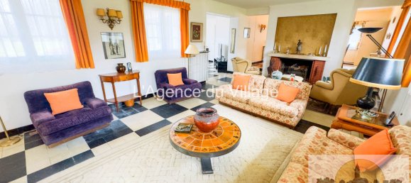 6 bedrooms House in Chaumont-en-Vexin, France No. 155437 5