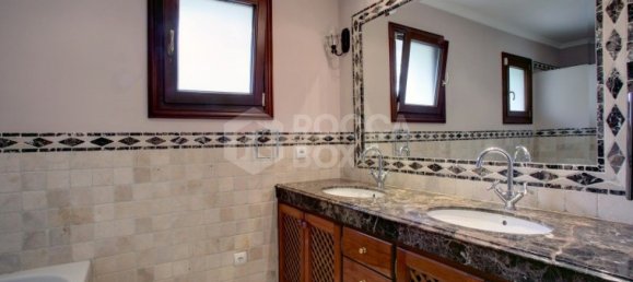 4 chambres Villa à La Quinta, Spain No. 74540 27