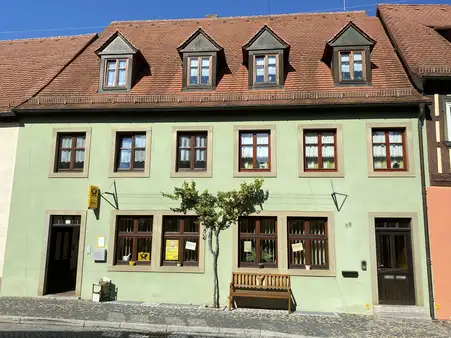 Здание с 10 комнатами в Kitzingen, Германия № 146915