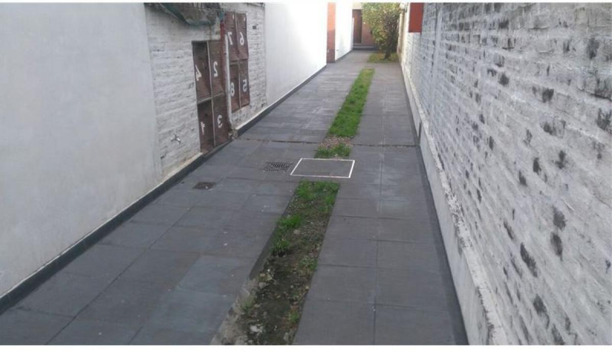 Studio in Bermudez, Argentina No. 61197