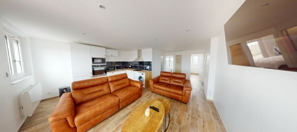 Apartamento de 1 dormitorio en Calais, France No. 215915 2