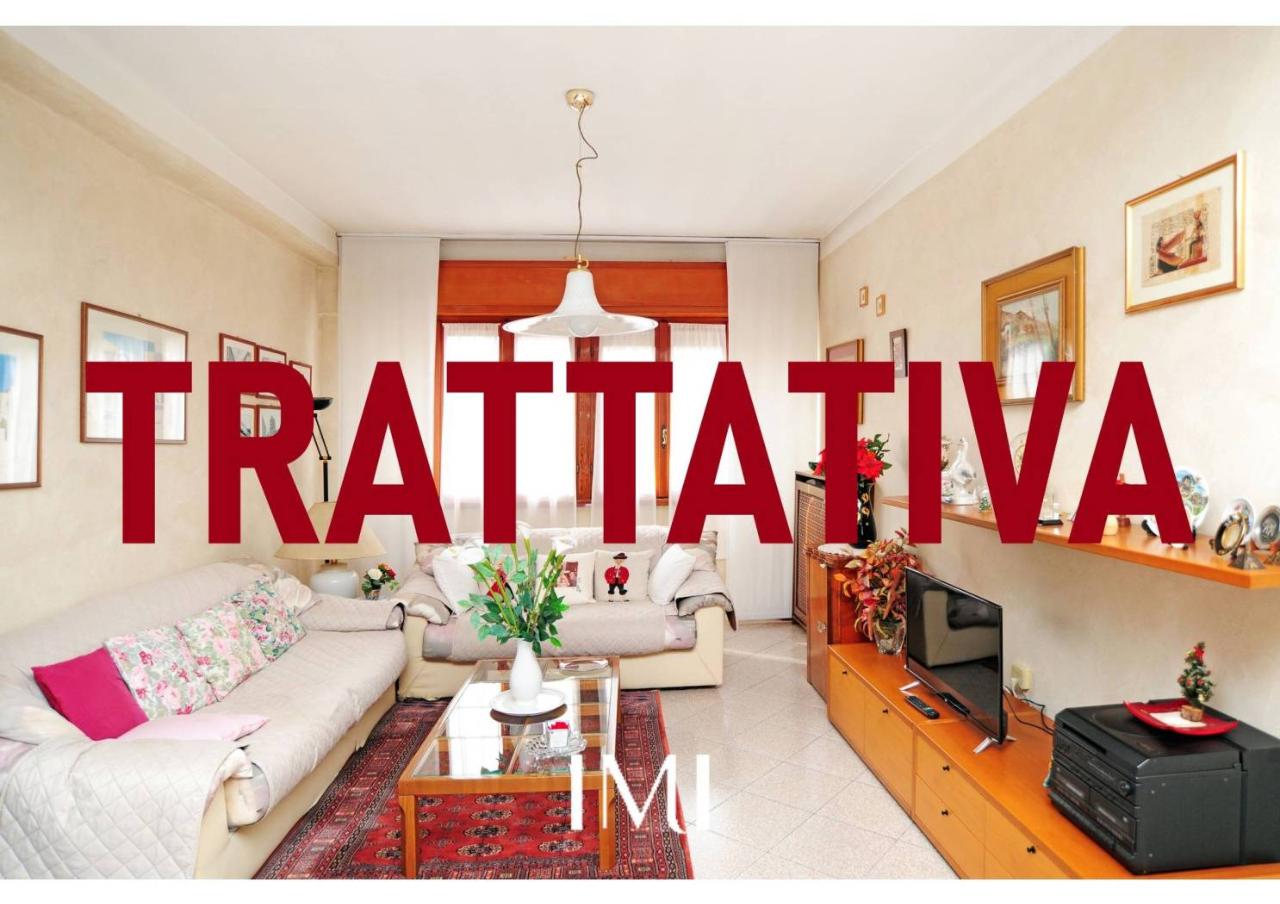 3غرفة شقة في Cinisello Balsamo, Italy رقم 227389