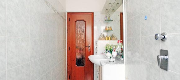 3غرفة شقة في Cinisello Balsamo, Italy رقم 227389 56